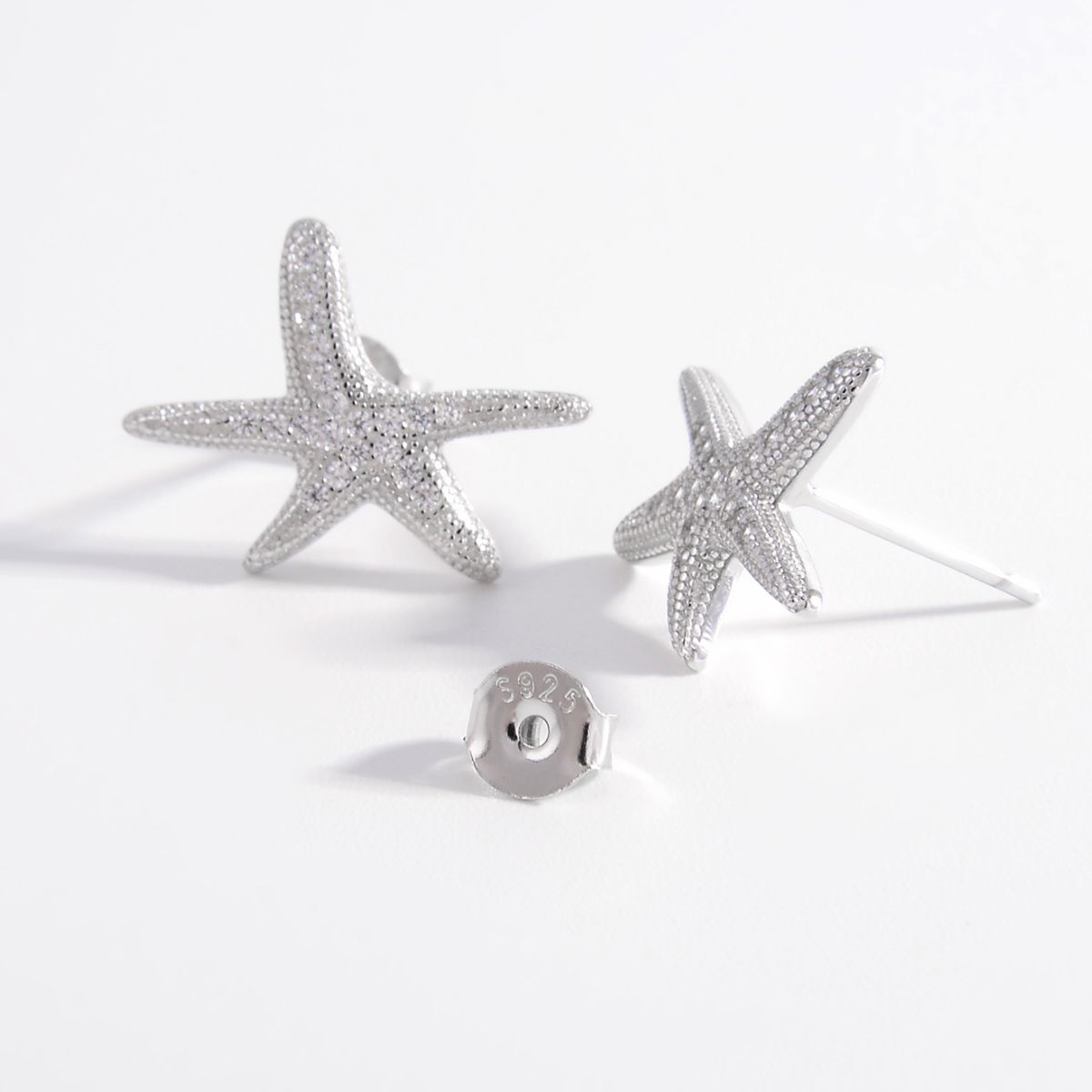 Inlaid Zircon Starfish Earrings