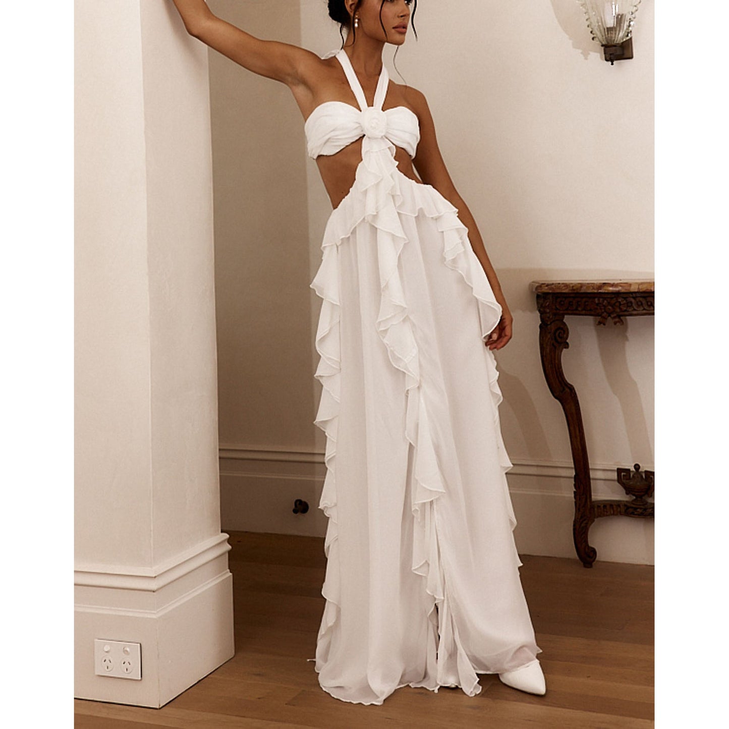 Exposed shoulder Ruffle Edge Dress