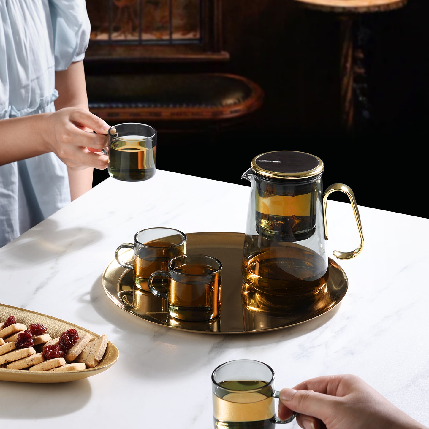 23.6oz Heat-Resistant Glass Teapot