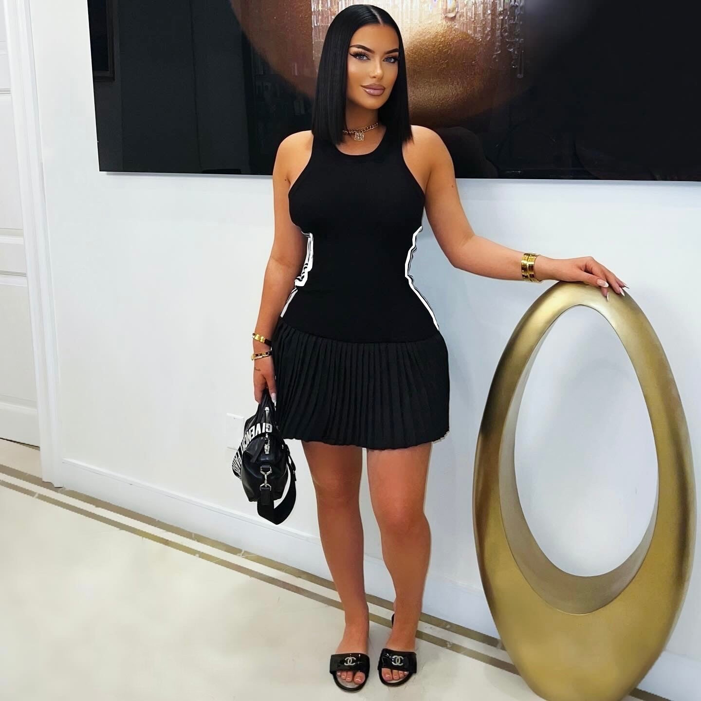 Threaded Sleeveless Pleated Mini Skirt