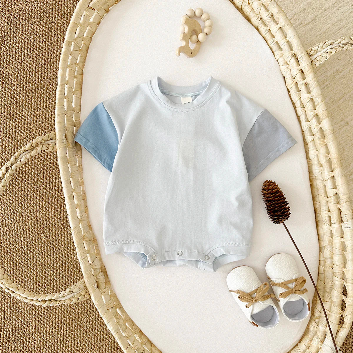 48023078961460|48023078994228|48023079026996|48023079059764|48023079092532|48023079125300|48023079158068