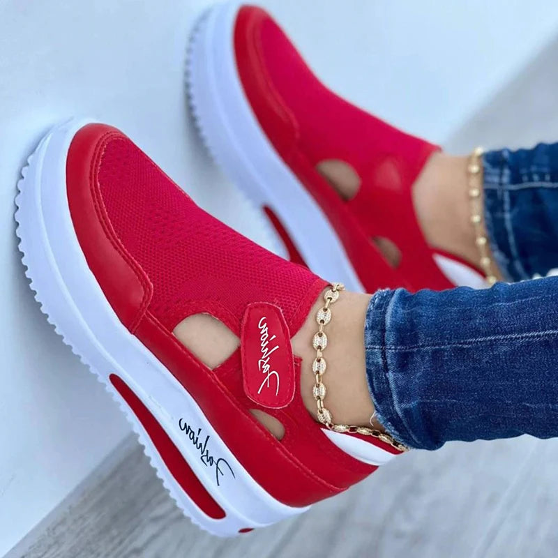 Woman Tennis Shoes