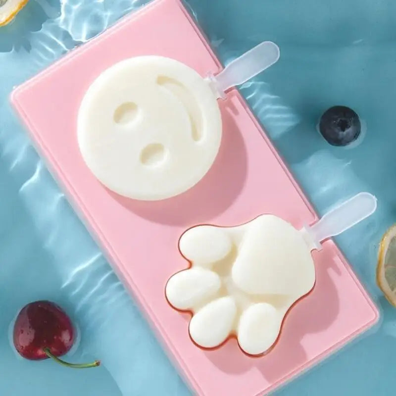 Silicone Ice Cream Mold with Lid and Sticks