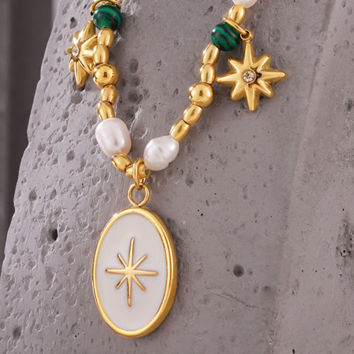 Freshwater Pearl Oval Pendant Necklace