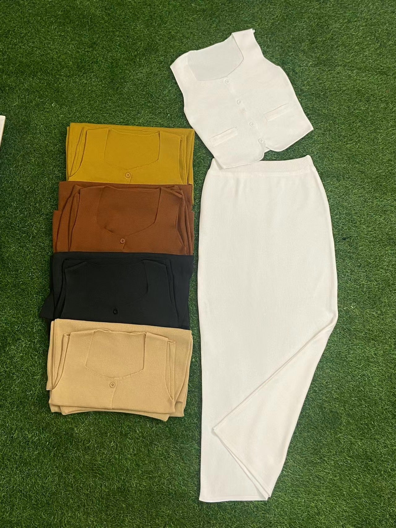 knitted two-piece skirt set