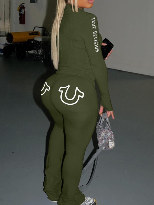 Long Sleeved Sports Suit