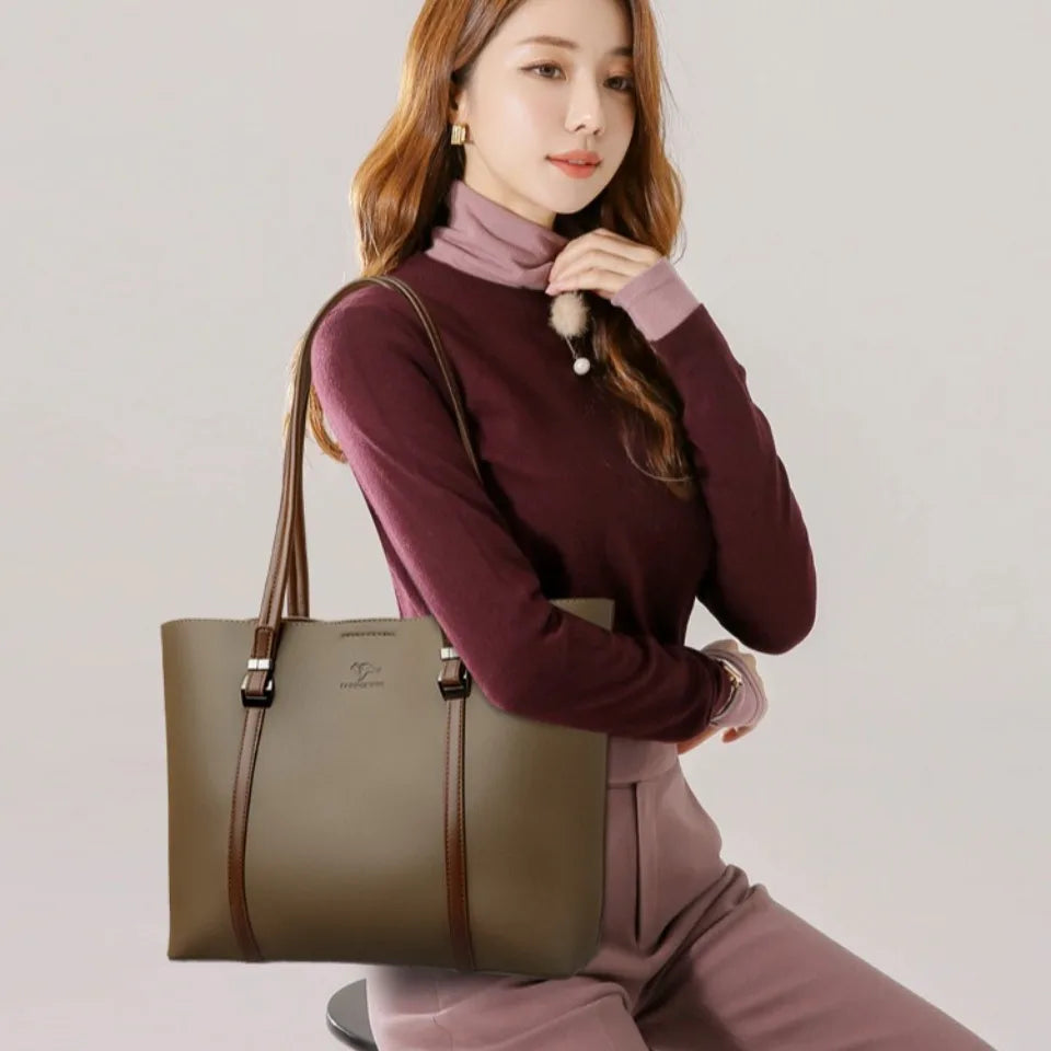 Large Capacity  High Quality Handbag