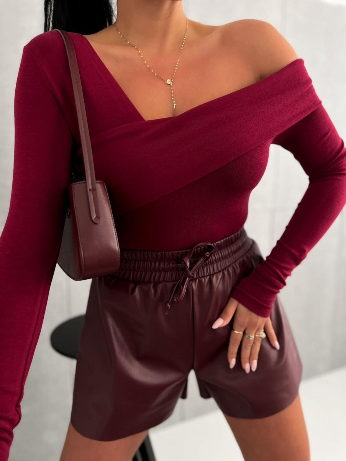 Single Shoulder Long Sleeve T-Shirt