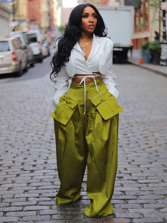 Leisure pants with detachable three-dimensional Pockets