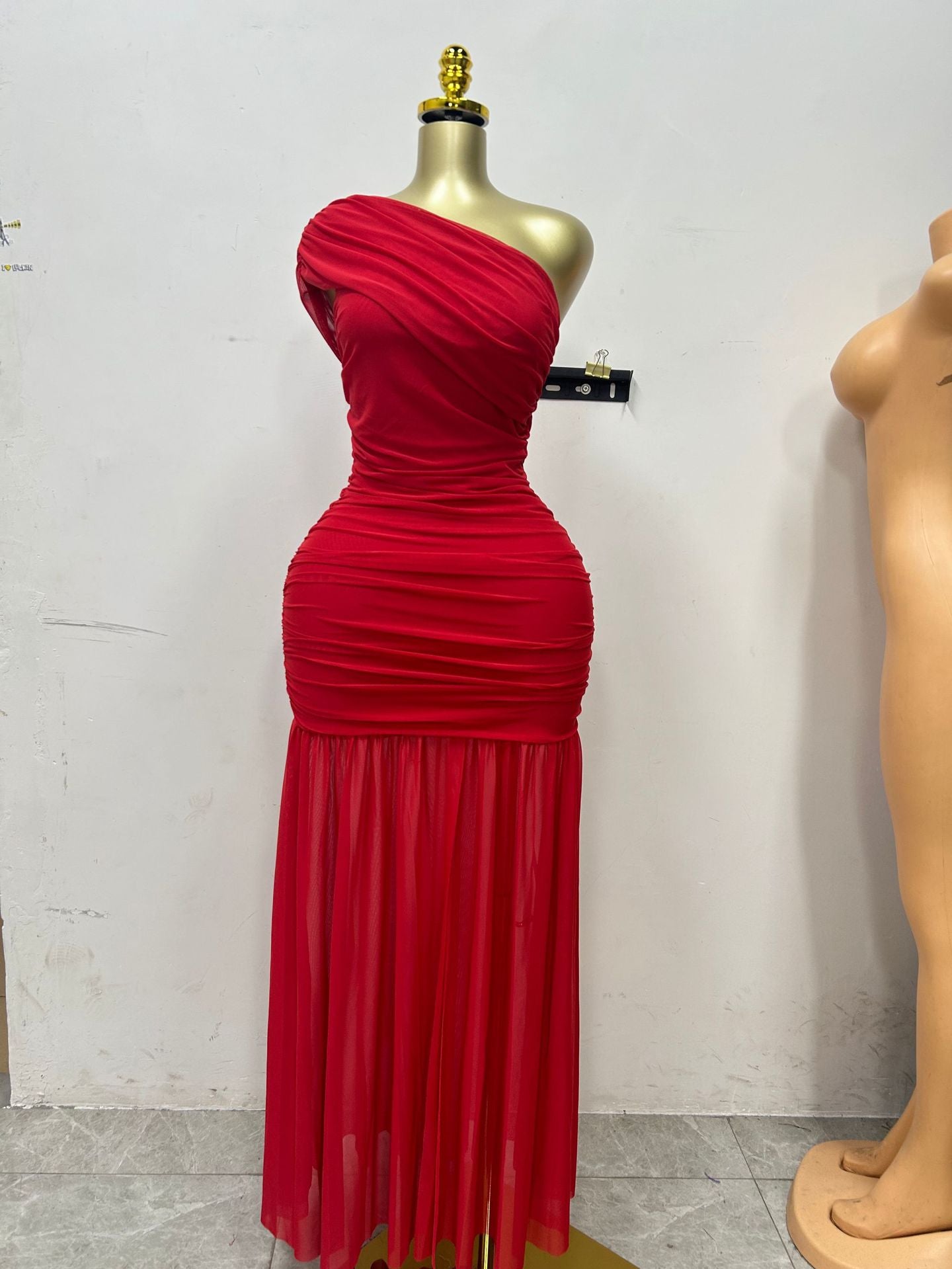 Sleeveless Diagonal Pleated Slit Dress